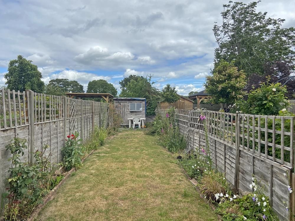 Property photo 2 of 10 Garden.Jpg