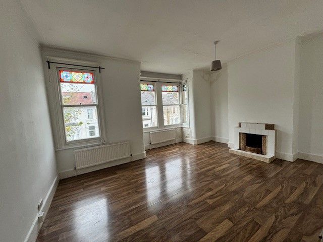 Property photo 2 of 30