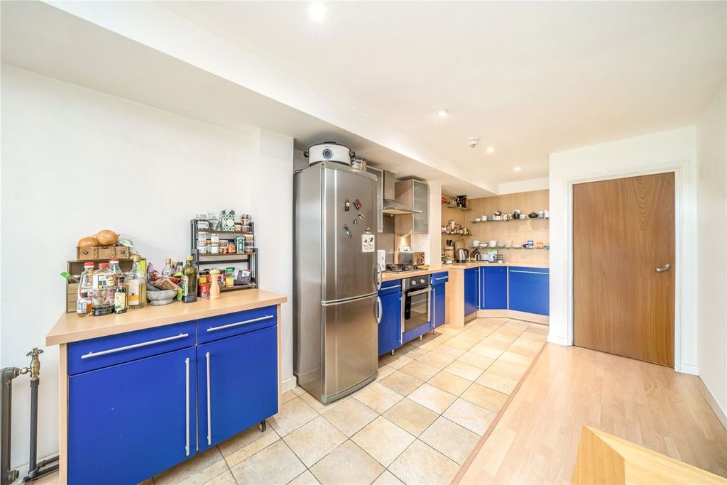 Property photo 3 of 8