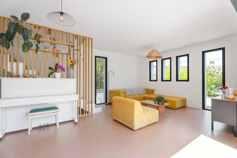 Property photo 3 of 11