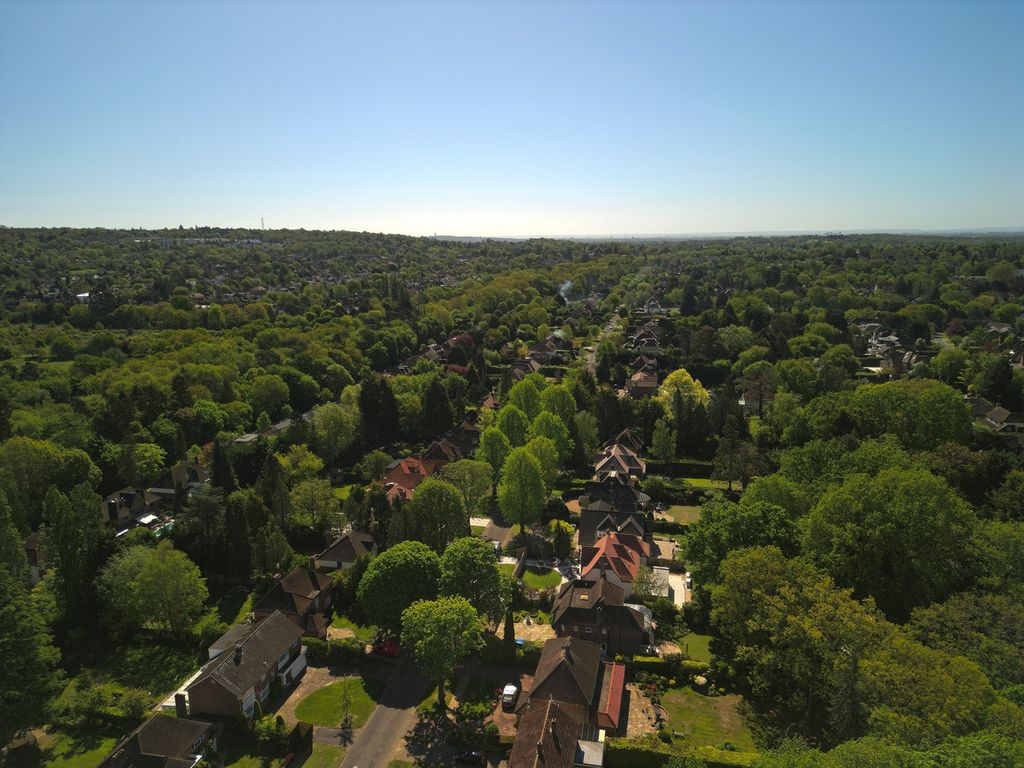 Property photo 1 of 4