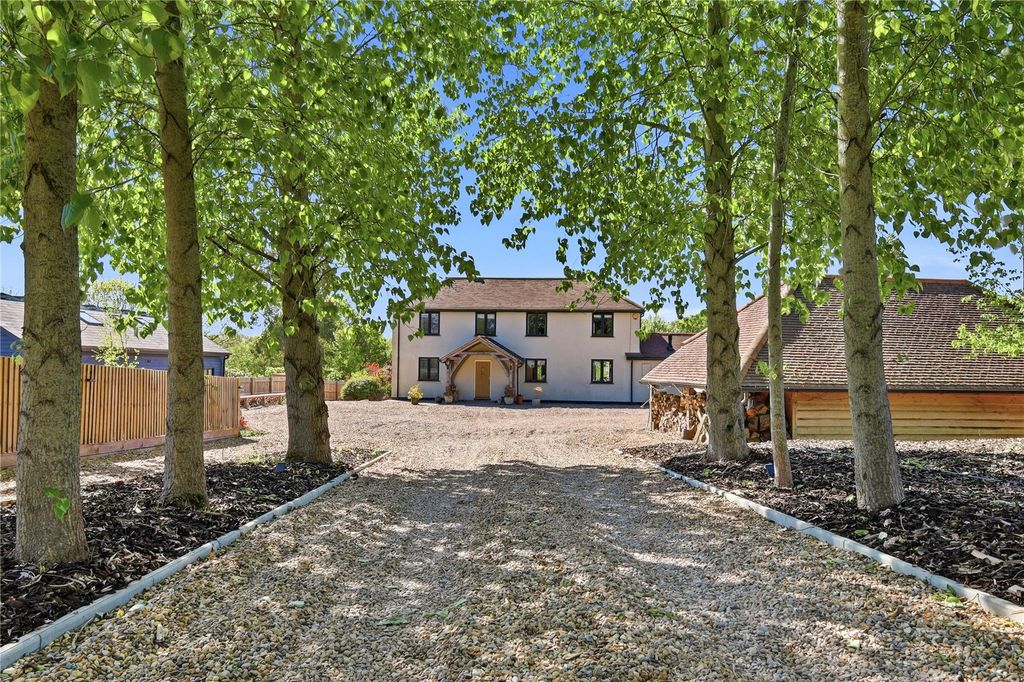 Property photo 2 of 22 Picture No. 19