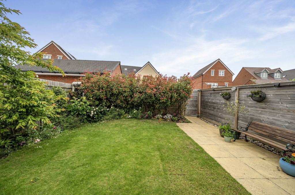 Property photo 2 of 22