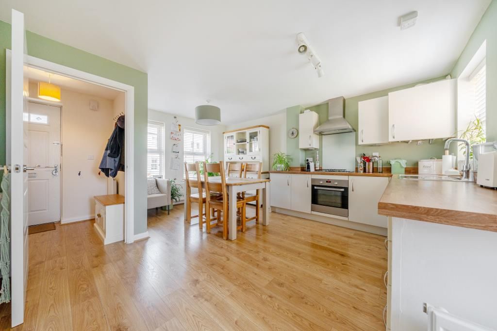 Property photo 2 of 19 Kitchen