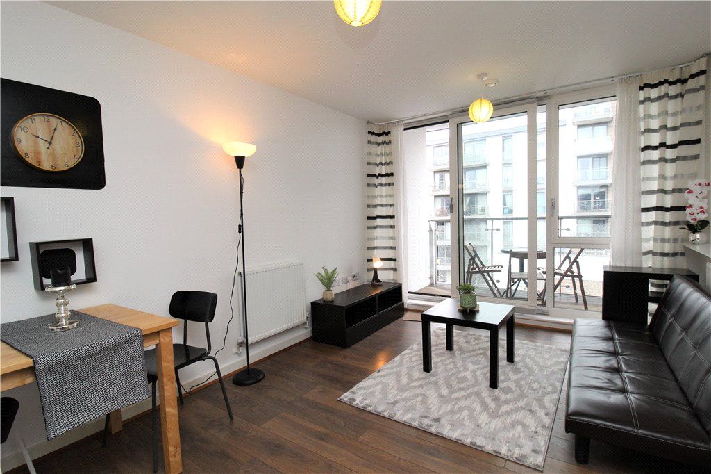 Property photo 2 of 11 Reception