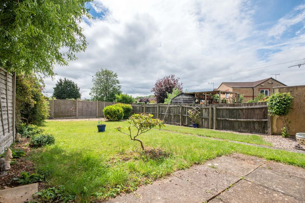 Property photo 2 of 15