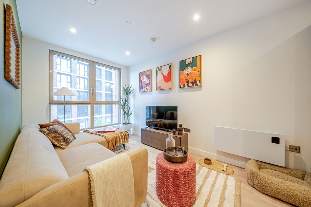 Property photo 3 of 10