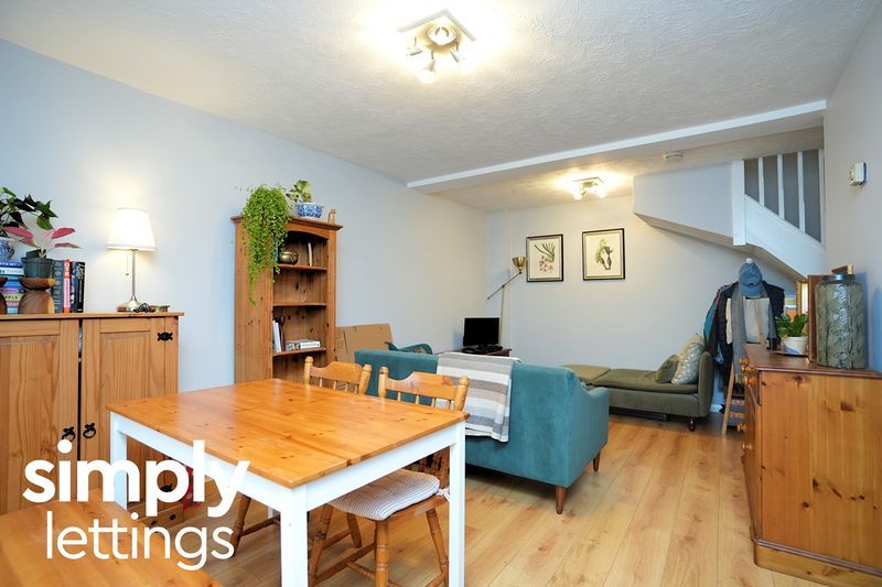 Property photo 2 of 8 Photo 8