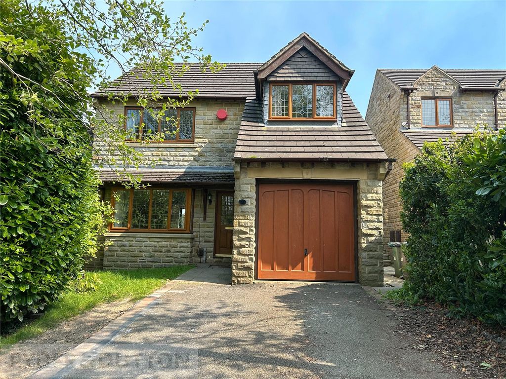 Property photo 1 of 20 External