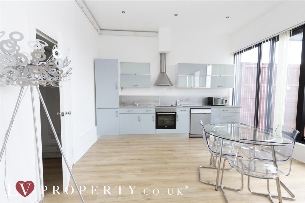 Property photo 3 of 11 N4.Jpg