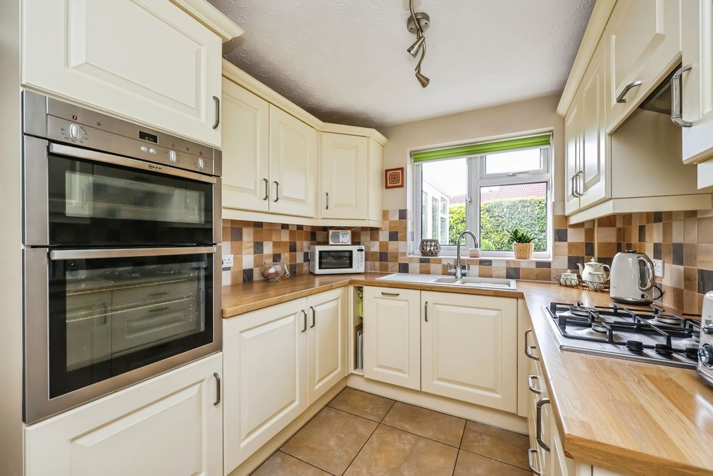 Property photo 2 of 20 Pbox-Img.Jpg