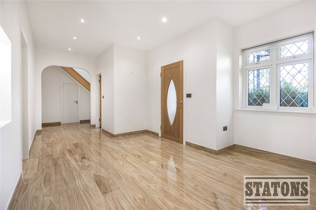 Property photo 2 of 23 Picture No. 58