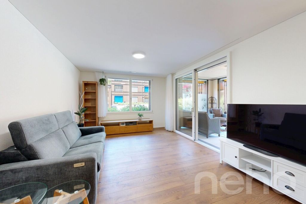 Property photo 2 of 12