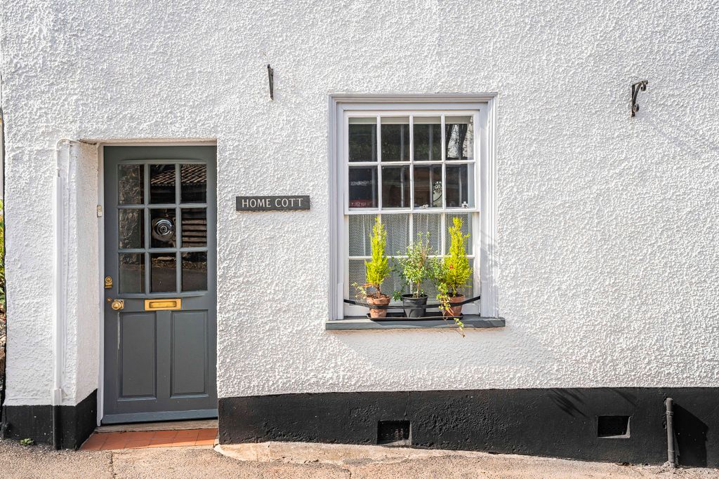 Property photo 3 of 26