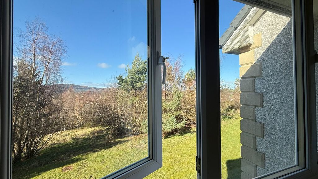 Additional image 11 of 2 bed flat for sale56 Culduthel Mains Circle, Inverness IV2