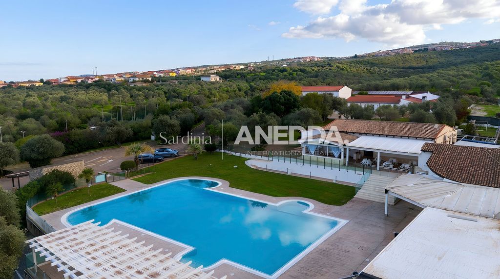 Property photo 1 of 70