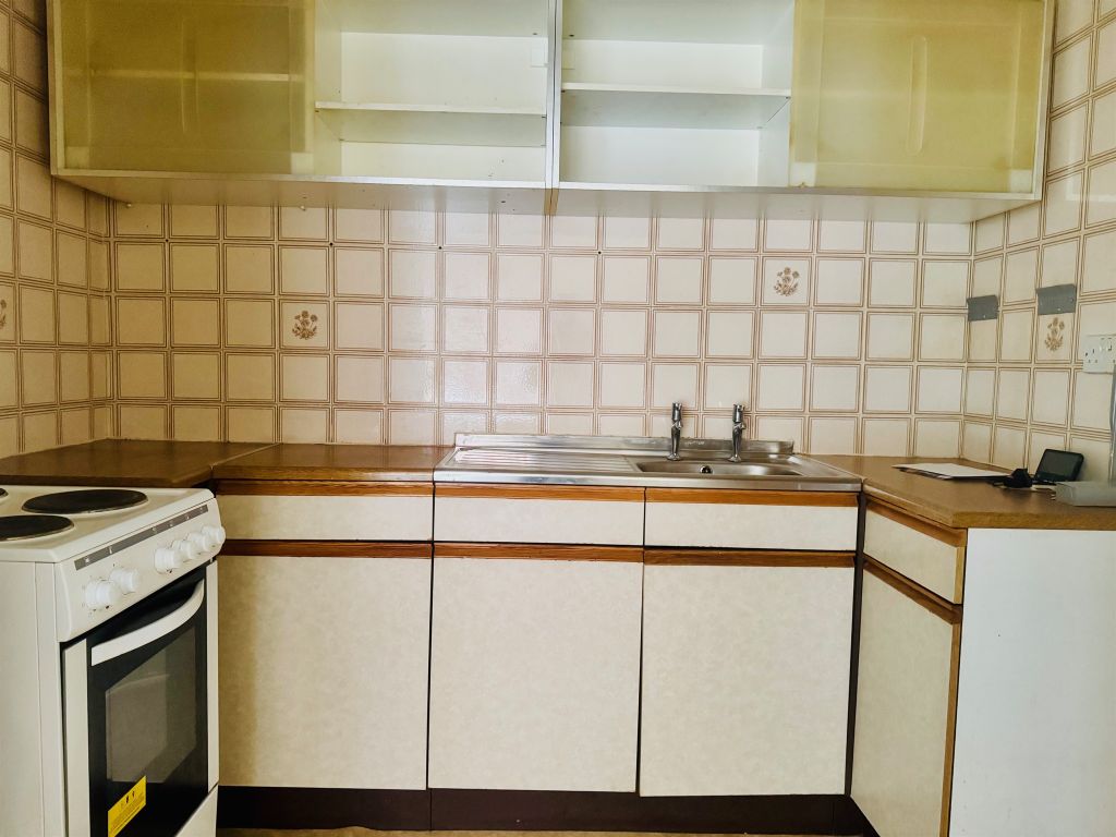 Property photo 2 of 29
