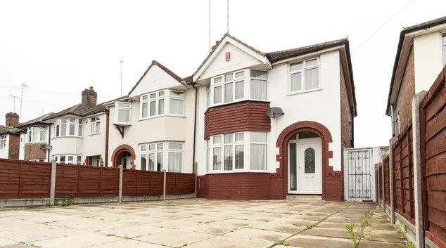 Property photo 1 of 13