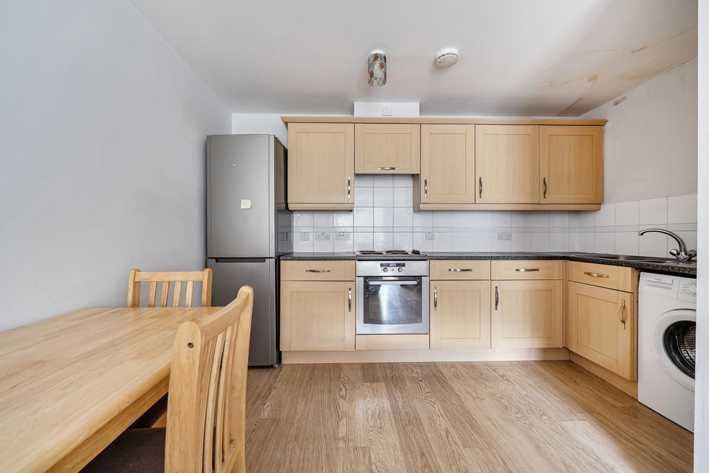 Property photo 3 of 16 1521947 (5)