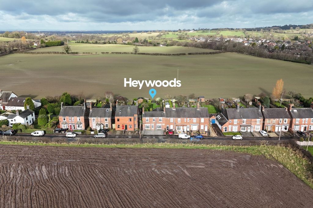 Property photo 2 of 53