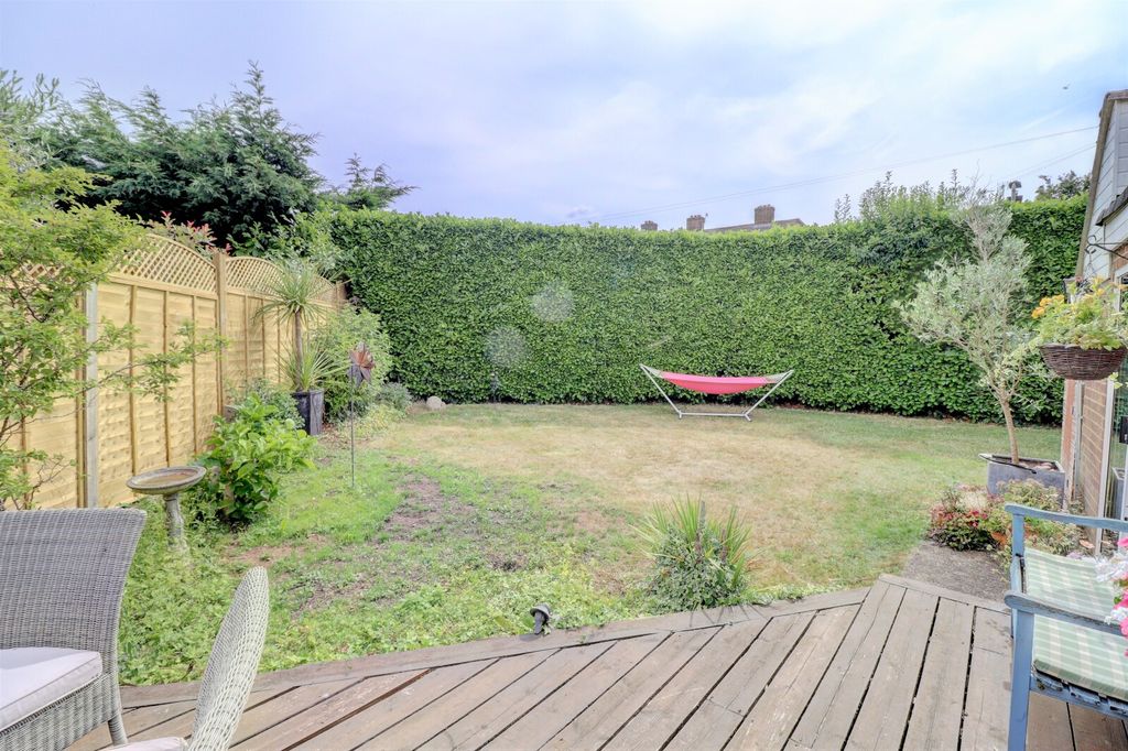 Property photo 2 of 15 Picture No. 09