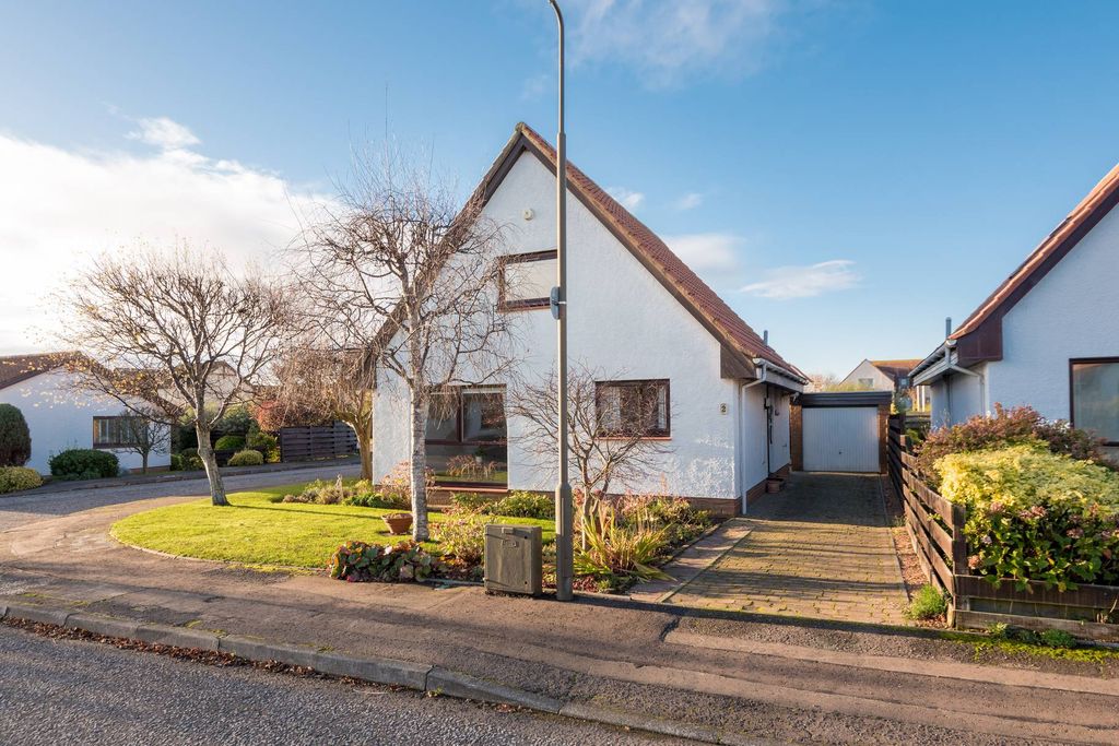 Property photo 2 of 33 Property Image 2