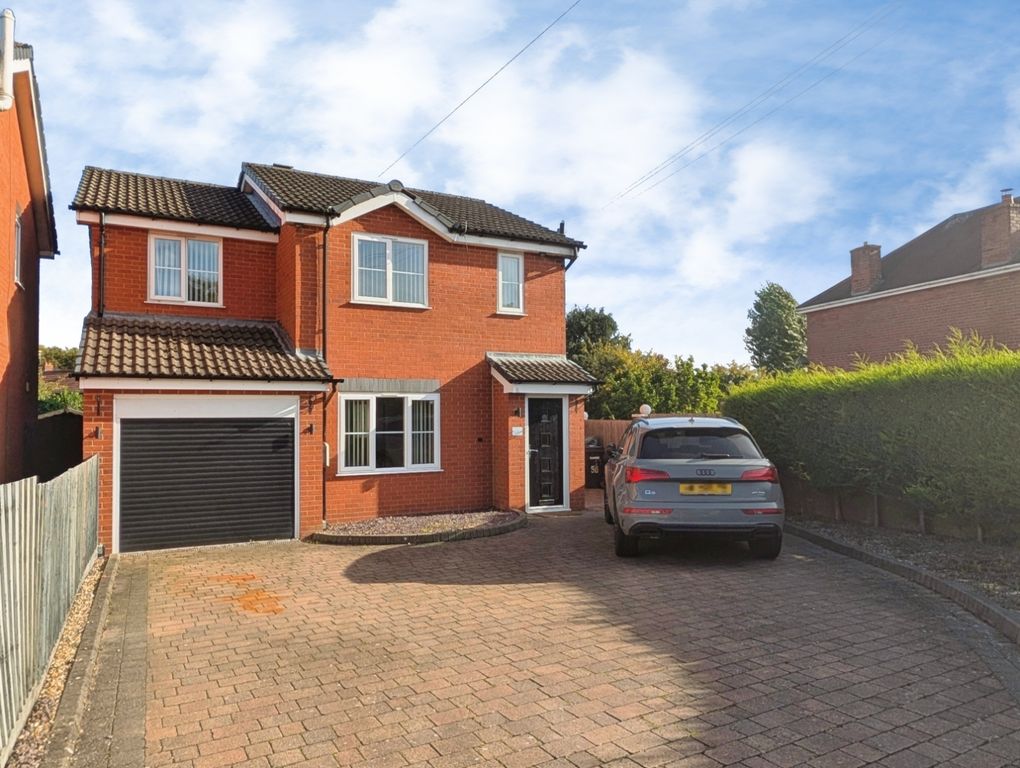 Property photo 1 of 18 Pbox-Img.Jpg