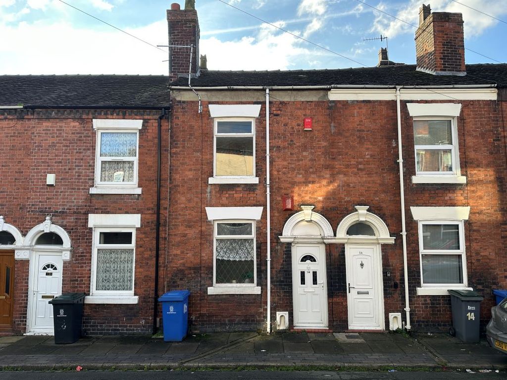 Property photo 1 of 2