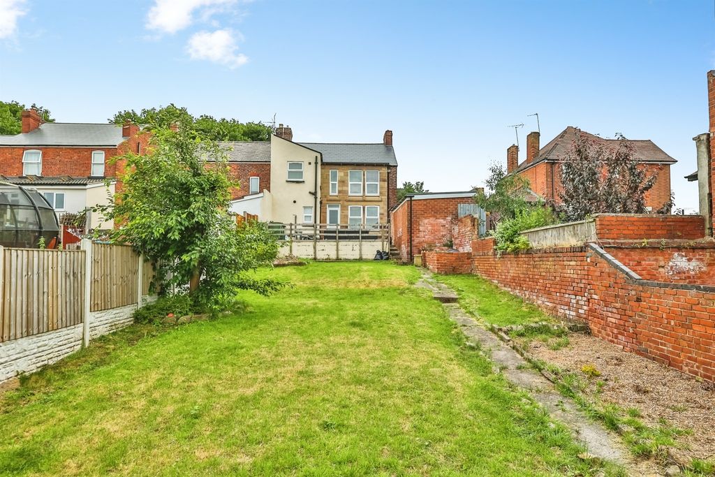 Property photo 2 of 19