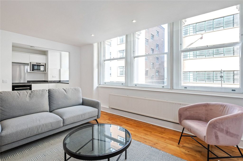 Property photo 1 of 11 Reception