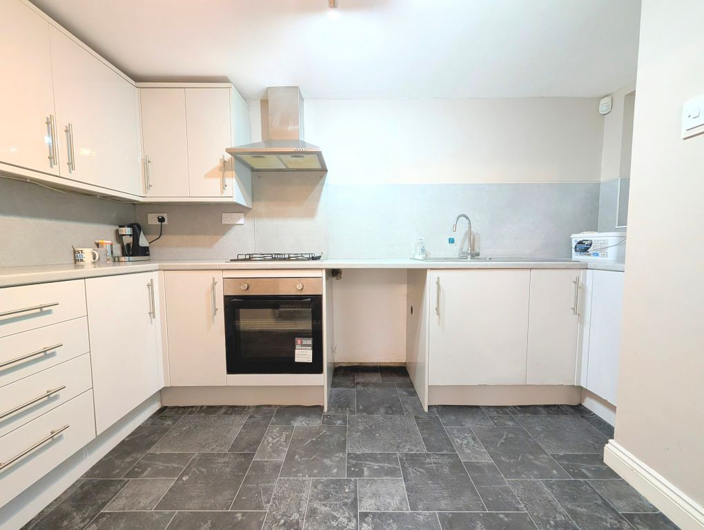 Property photo 3 of 6 Bedroom 1