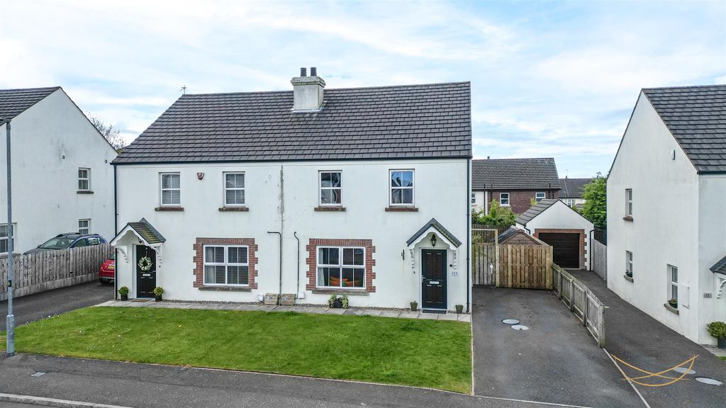 Property photo 1 of 33 Dhp-12.Jpg