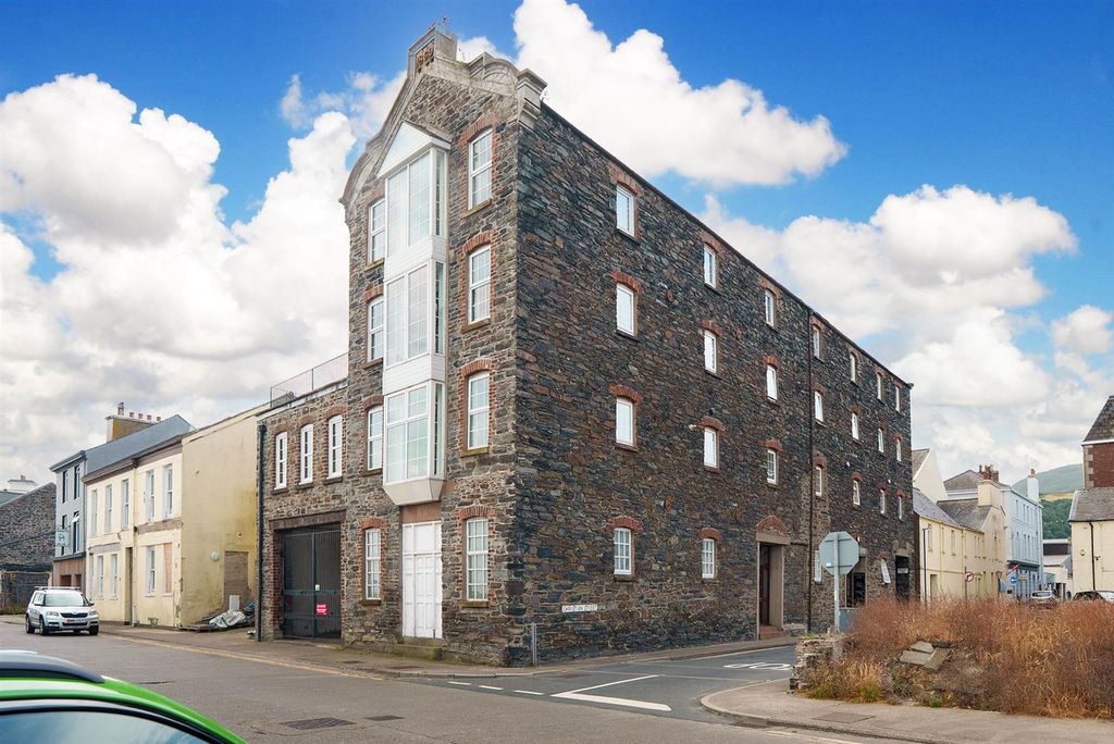Property photo 1 of 29 Flat-4-Thurwood-Place-1.Jpg