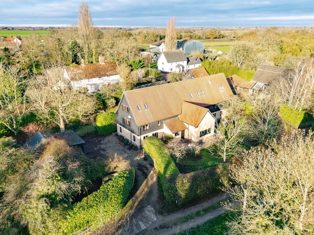 Property photo 1 of 29