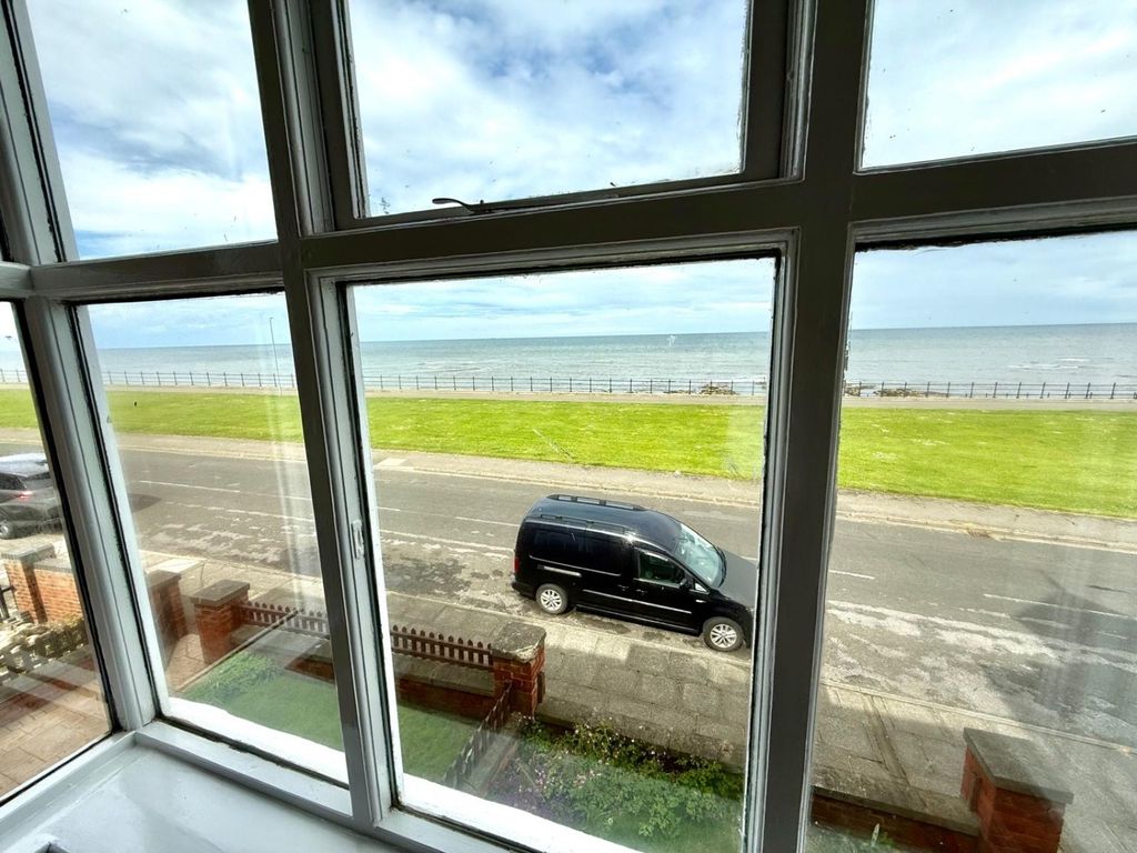 Property photo 3 of 15 0E716996-8F1c-4086-8819-B17d52ee0636