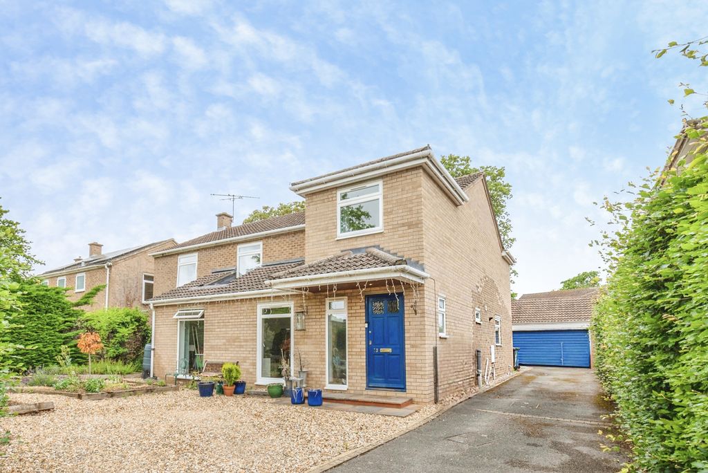 Property photo 1 of 27 Pbox-Img.Jpg