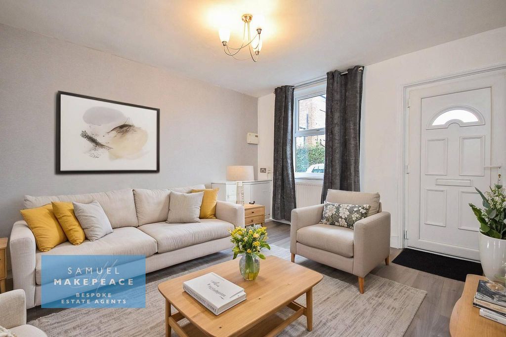 Property photo 2 of 11 Gallery