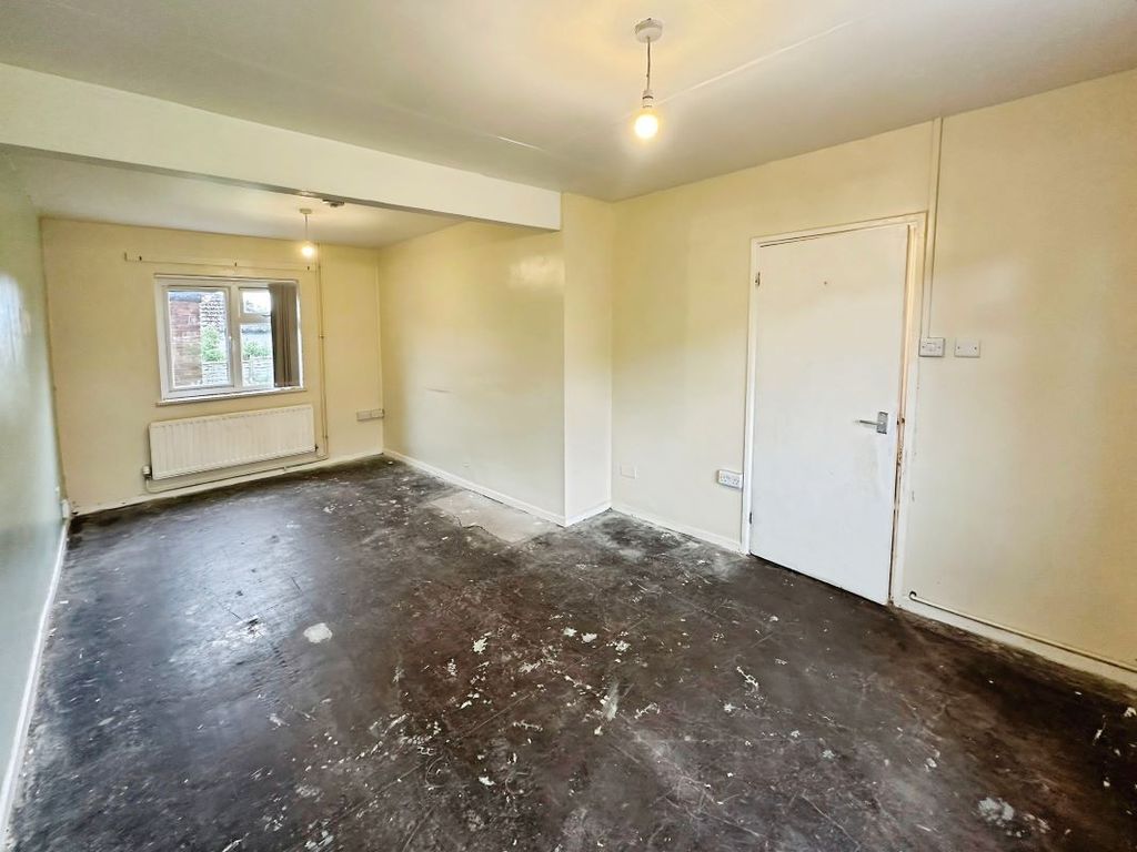 Property photo 3 of 10 Image 3