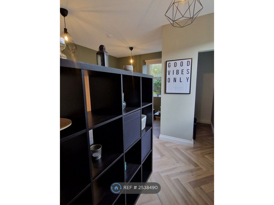 Property photo 3 of 29