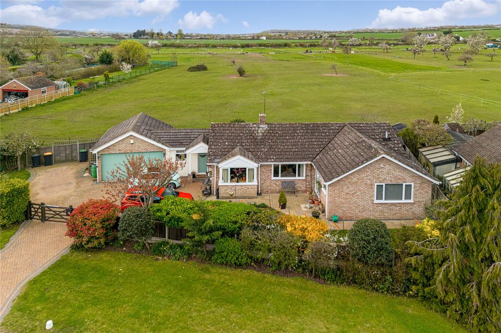 Property photo 1 of 26 Picture No. 30