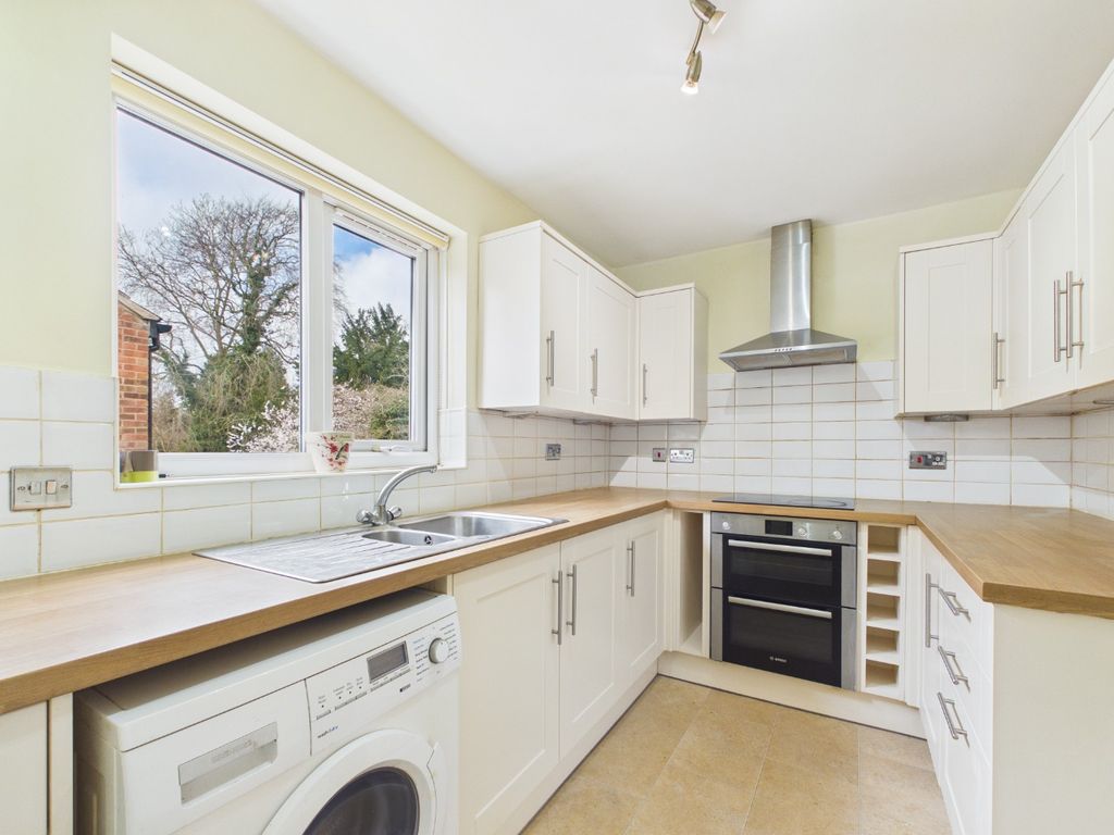 Property photo 2 of 10 4908724