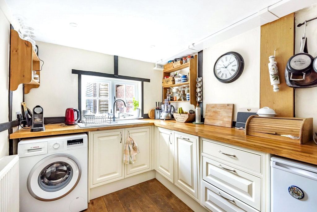 Property photo 3 of 13 11