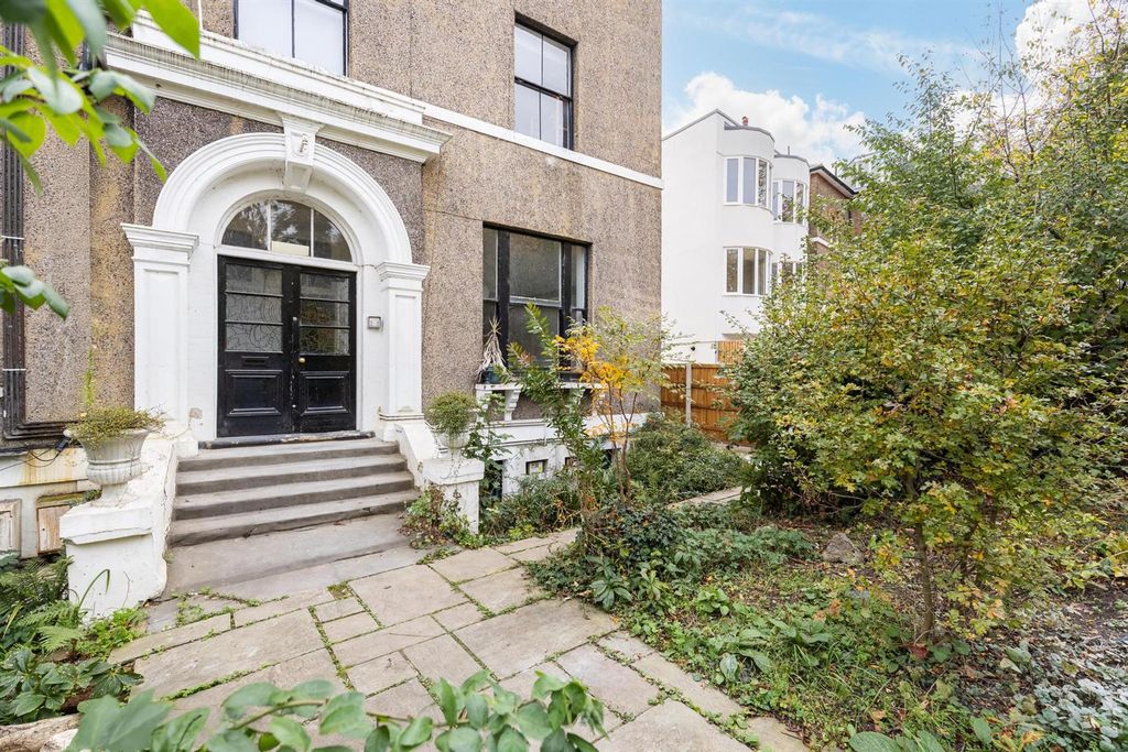 Property photo 2 of 14 Pbck8115-Hdr.Jpg