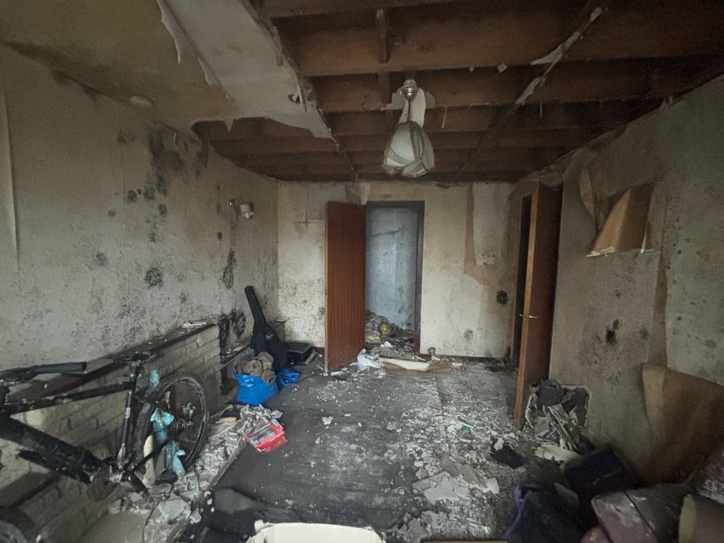 Property photo 3 of 13 3.Jpg