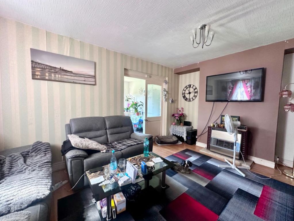 Property photo 3 of 20