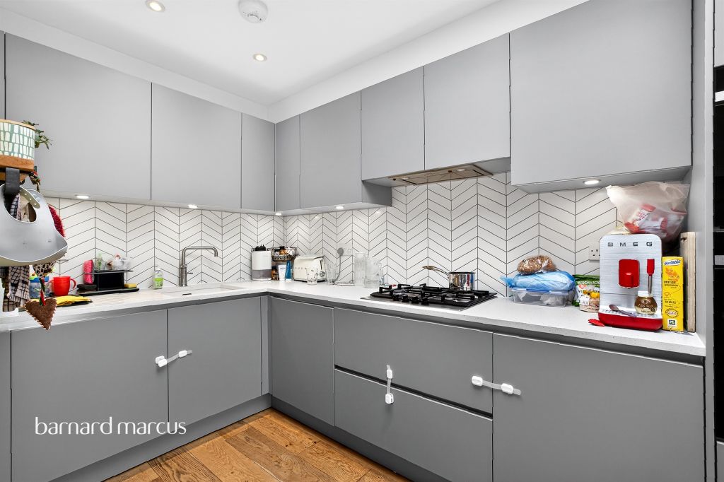 Property photo 2 of 16