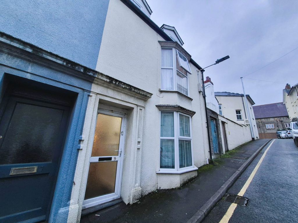 Property photo 1 of 14