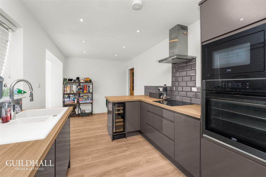 Property photo 2 of 19 Dsc07640.Jpg