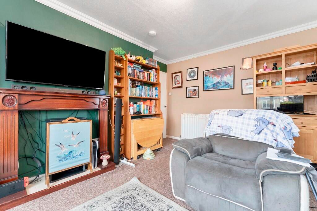 Additional image 7 of 2 bed flat for sale23F St Columba Gardens, Dundee DD3