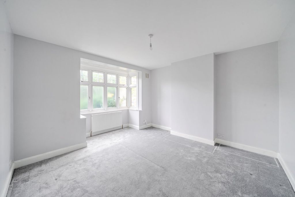 Property photo 3 of 9 Picture No. 15